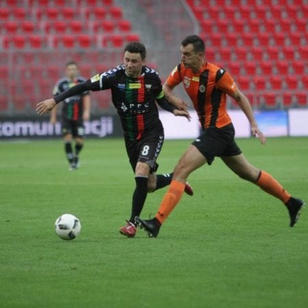 Nhận định bóng đá Olsztyn OKS 1945 vs Chrobry Glogow, ngày 1/6/2020