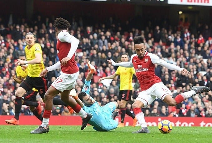 Watford đang trong tình thế ngàn cân treo sợi tóc